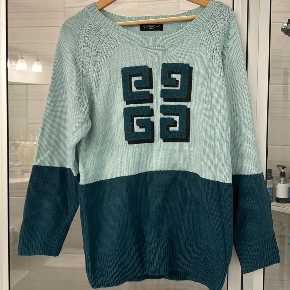 Beautiful sweater